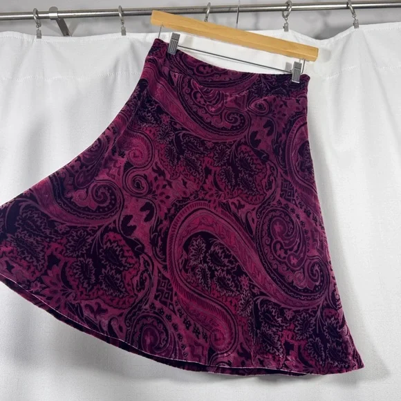 Banana Republic Y2K Velvet Paisley Skirt